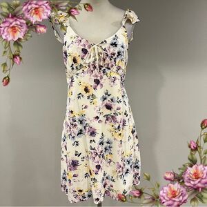Live to be spoiled juniors Floral Dress with straps size‎ XL